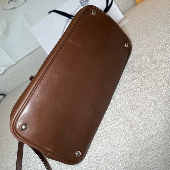 Prada double handle tote bag - Picture 16 of 17